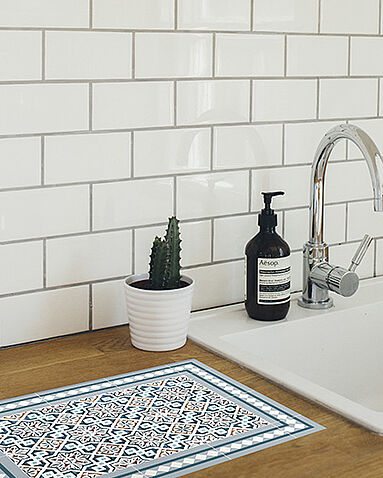 Matteo kreative Tischsets aus Vinyl von Contento