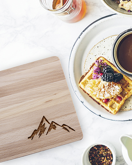 Contento Frühstücksbrettchen / Schneidbrett aus Holz